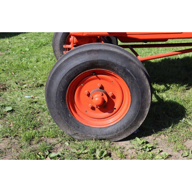 Field Universal Four-47295222