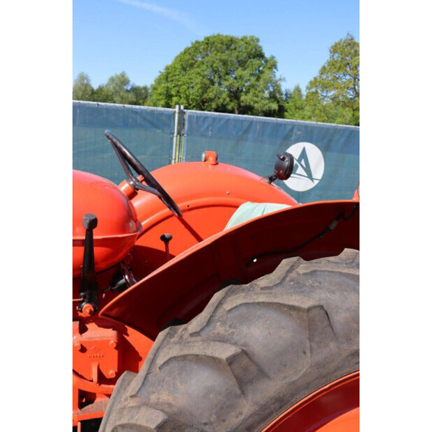 Field Universal Four-47295233