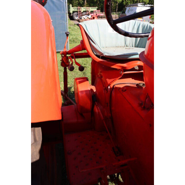 Field Universal Four-47295245
