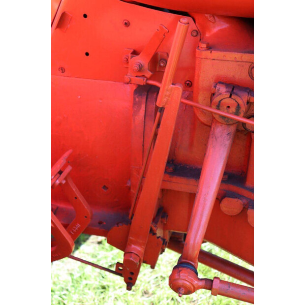 Field Universal Four-47295247