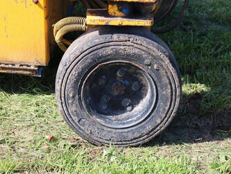 upright-1454792-47295346