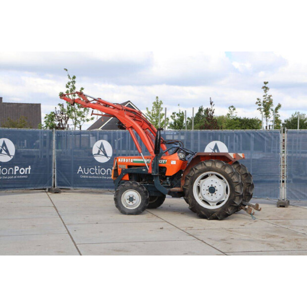 كوبوتا L3202DT-47295469