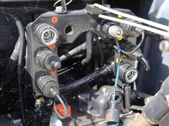 2009-deutz-fahr-agroplus-75-47295550