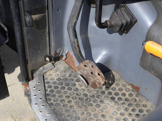 2009-deutz-fahr-agroplus-75-47295556