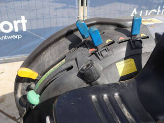 2009-deutz-fahr-agroplus-75-47295568