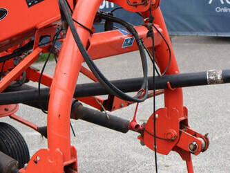 2014-kuhn-gf-8702-47295879