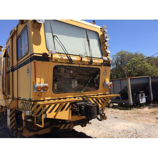 1991 Plasser & Theurer 08-32 M84-47297485