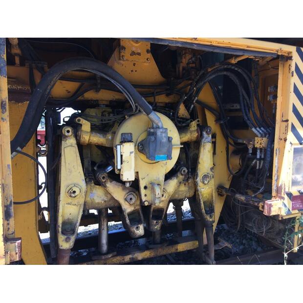 1991 Plasser & Theurer 08-32 M84-47297492