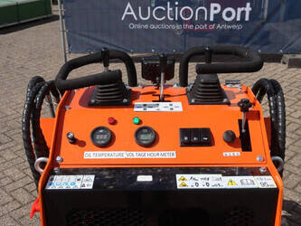 2025-skid-steer-36c-47298005