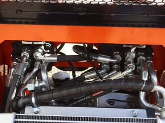 2025-skid-steer-36c-47298011