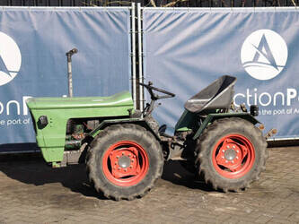 صورة ل CORN AND ROW CROP HEADERS جولدوني 224