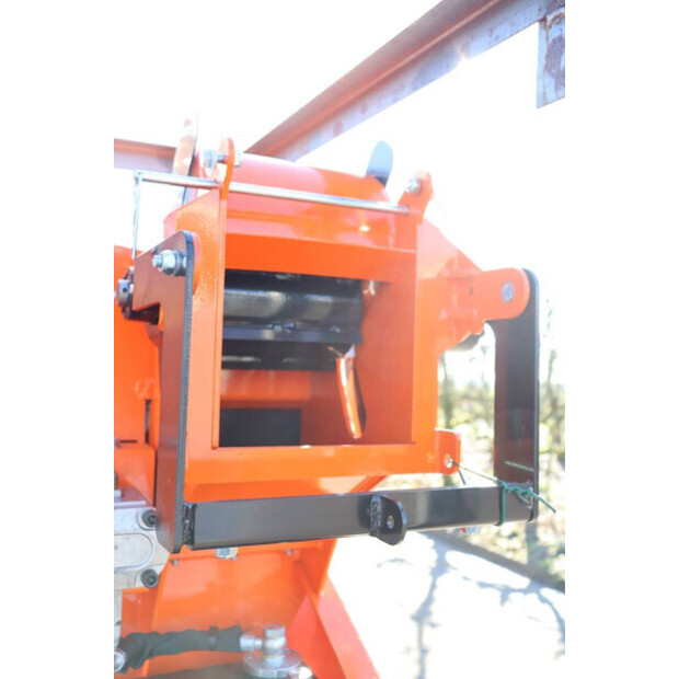 2025 Agri Implement W.FC/100-47298975