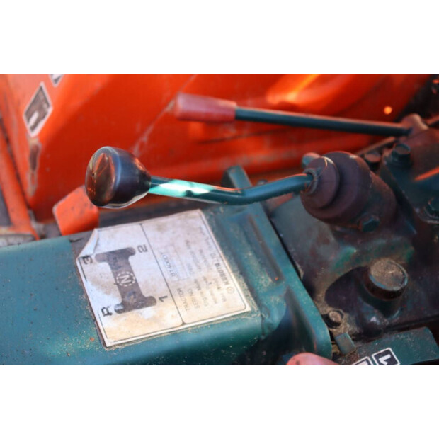 KUBOTA B1400DT-47299055