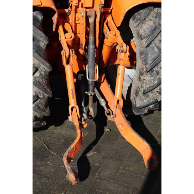 Holder P60-47299316