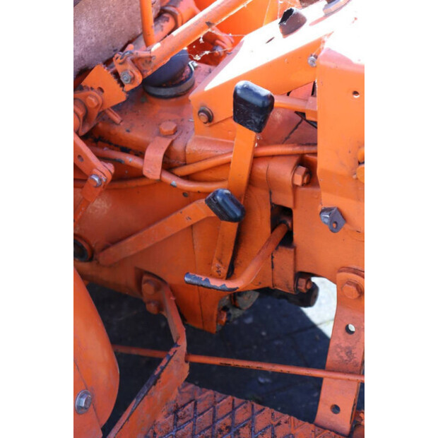 Holder P60-47299332
