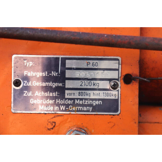 Holder P60-47299334