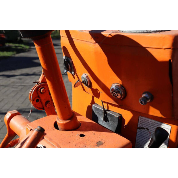 Holder P60-47299335