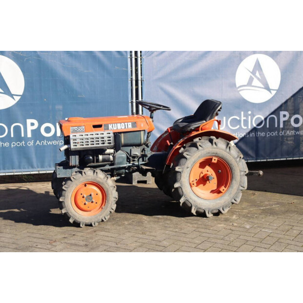 KUBOTA B7000-47299342