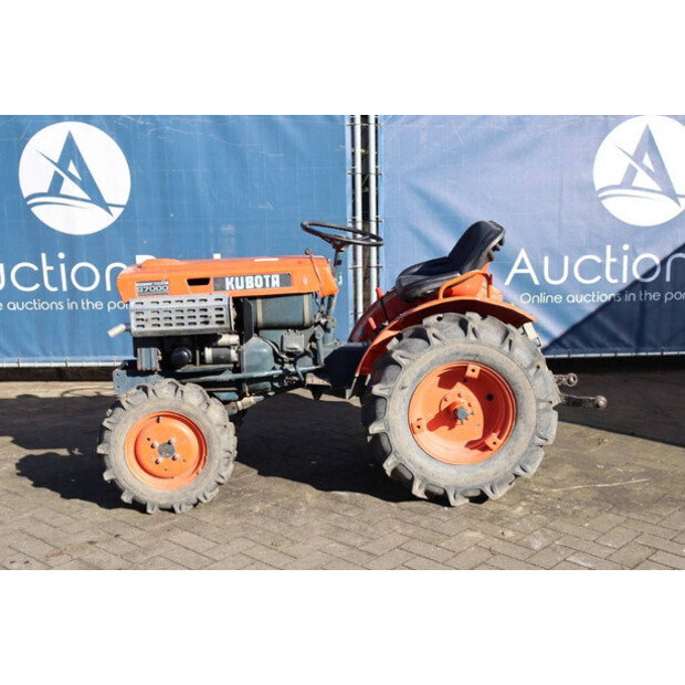 KUBOTA B7000-47299343