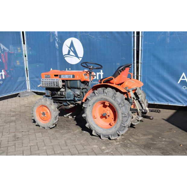 KUBOTA B7000-47299344