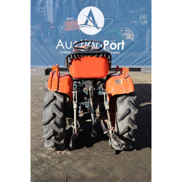KUBOTA B7000-47299346