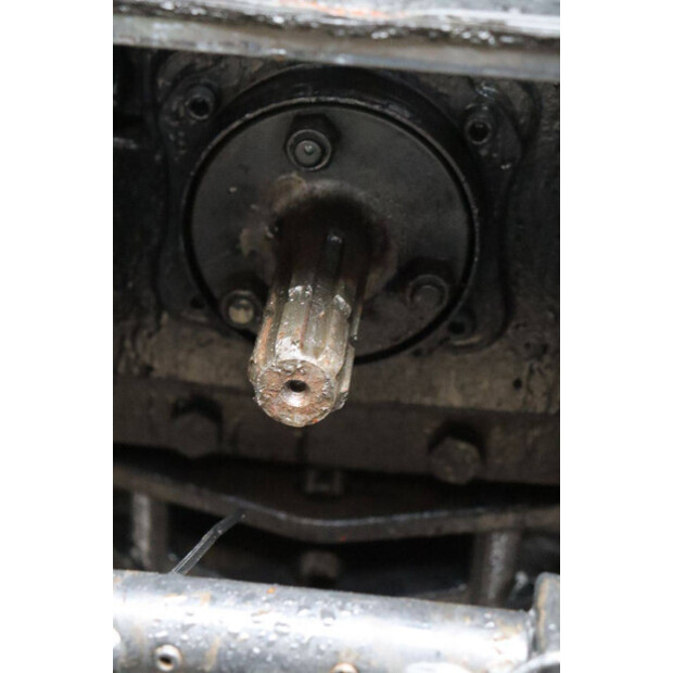 2014 كاس IH Farmall 65A-47300118