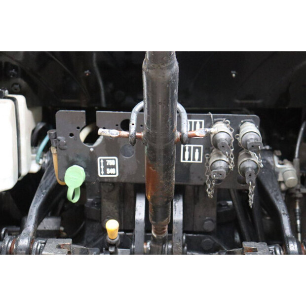 2014 كاس IH Farmall 65A-47300119