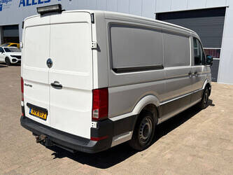 2019-volkswagen-crafter-1455061-47300853