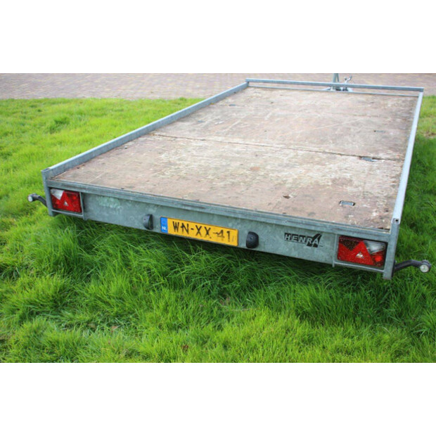 2004 Henra AT20-47301012