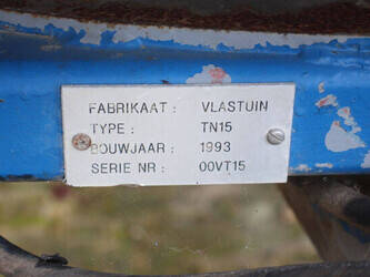 1993-vlastuin-tn15-47301024