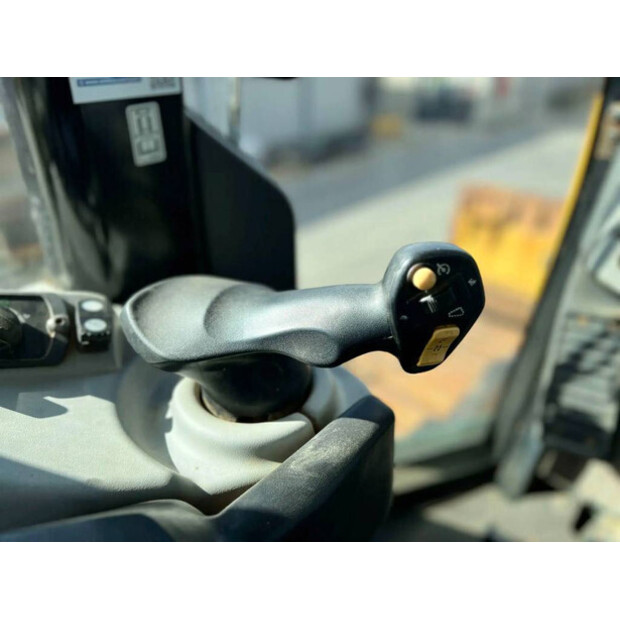 2016 Caterpillar D6N LGP-47320679