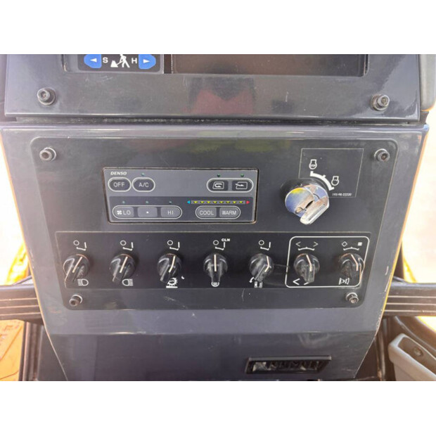 2009 Komatsu D275AX-5EO-47320695