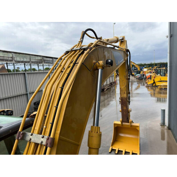 2004 Caterpillar 320CL-47321205