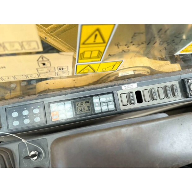 2004 Caterpillar 320CL-47321231