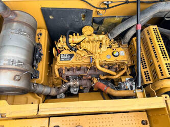 2015-caterpillar-320el-1455346-47321262