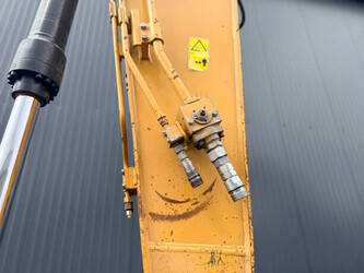 2015-caterpillar-320el-1455346-47321272