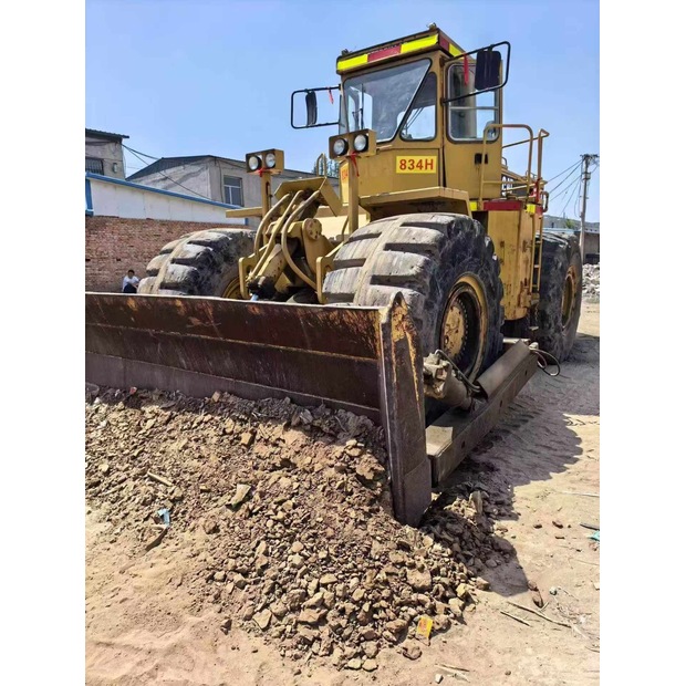 2016 Caterpillar 834H-47321648