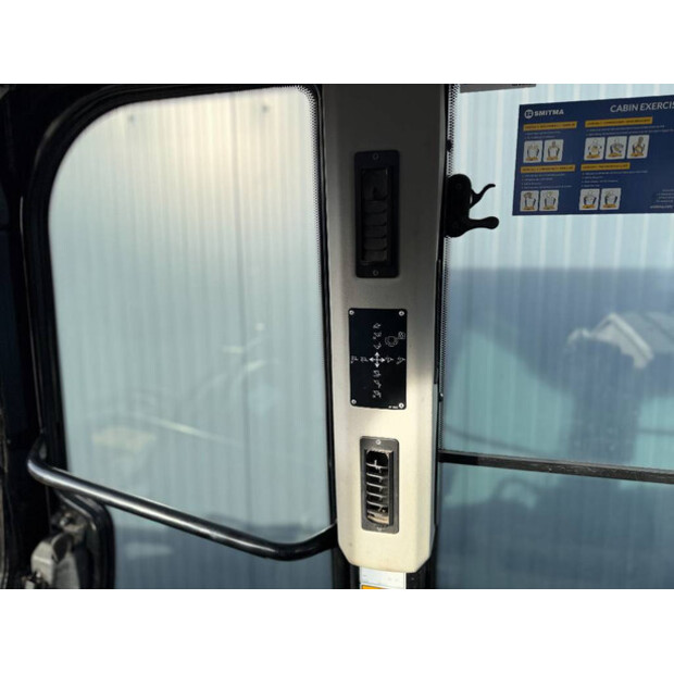 2016 Caterpillar 963K-47321957