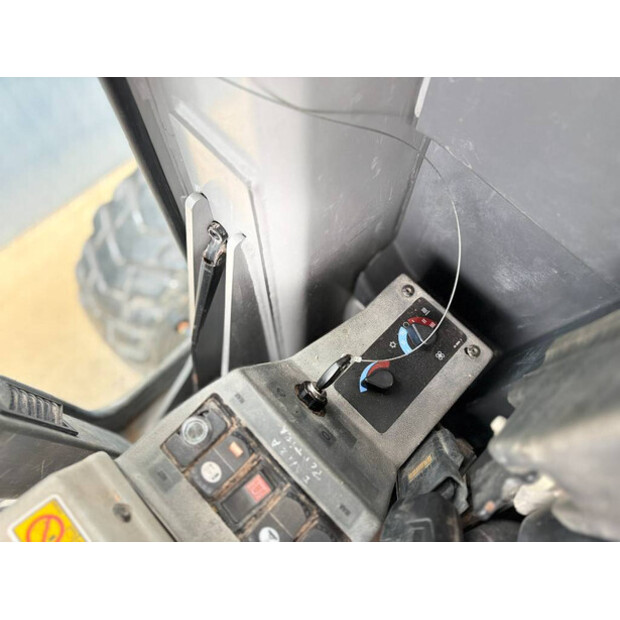 2018 Caterpillar 140K-47322049