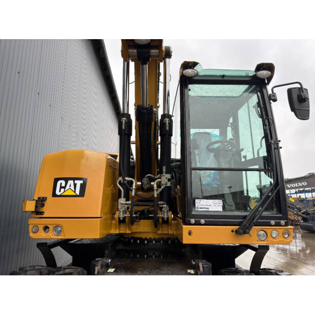 2015 Caterpillar M318F-47323166