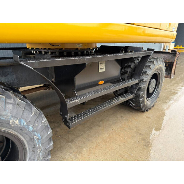2015 Caterpillar M318F-47323175