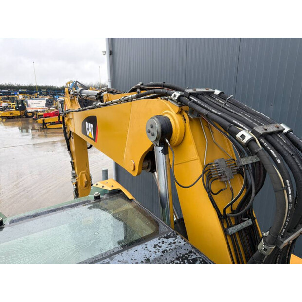 2015 Caterpillar M318F-47323189