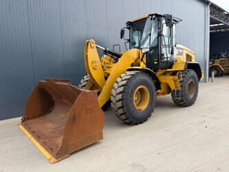 Image for WHEEL LOADERS 2018 Caterpillar 926M