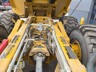2014-caterpillar-735b-1449976-47325863