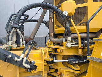 2014-caterpillar-735b-1449976-47325866