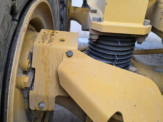 2014-caterpillar-735b-1449976-47325868