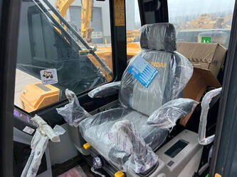 2025-hyundai-r210-1451994-47326067