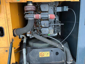 2025-hyundai-r210-1451994-47326078