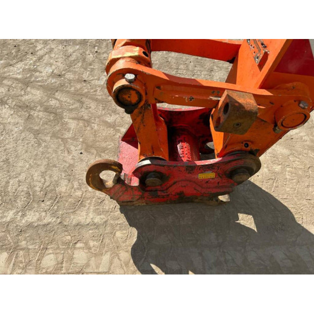 2015 Hitachi ZX140W-5B-47326353