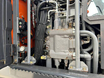 2015-hitachi-zx140w-5b-1455438-47326360